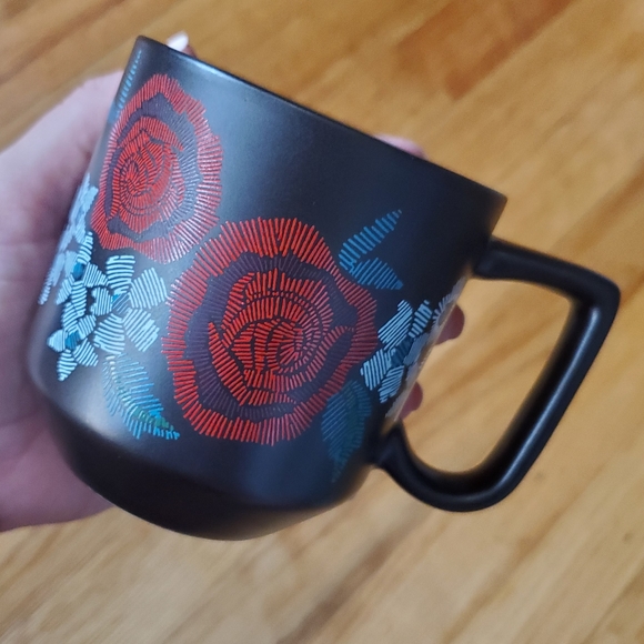 EUC Starbucks coffee mug - Picture 3 of 5